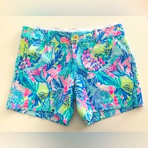 Lilly Pulitzer, The Callahan Stretch Short. 5” inseam. Size 0, runs a bit large